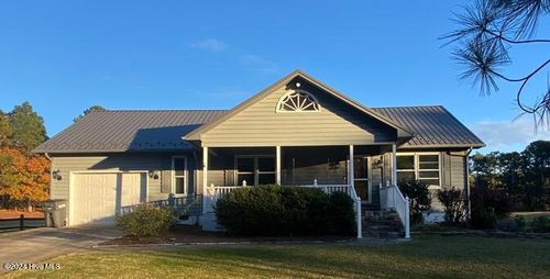 160 Drumar Ct, Southern Pines, NC, 28387-2558 | Card Image