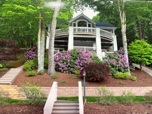 150 Waterwood Dr, Moneta, VA, 24121-3606 | Card Image