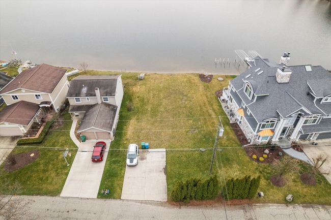 997 Sherbrooke St, Home with 3 bedrooms, 1 bathrooms and null parking in Commerce Twp MI | Image 11