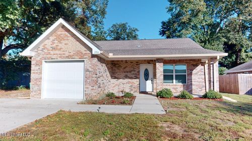 394 Rosalie Maria Dr, Biloxi, MS, 39531-2906 | Card Image