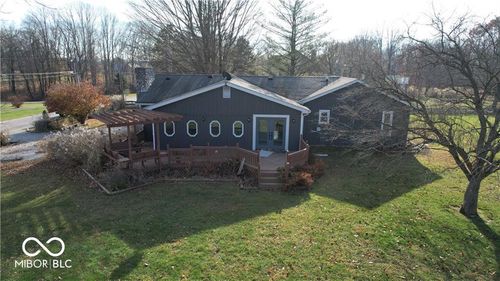 5353 Holiday Dr, Crawfordsville, IN, 47933-9386 | Card Image