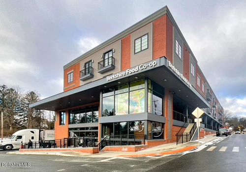 34 Bridge St, Great Barrington, MA, 01230-3103 | Card Image