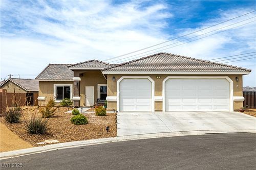 10 Magnolia Blvd, Pahrump, NV, 89048-3453 | Card Image