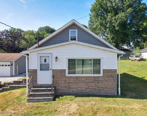 2330 Eastwood Ave, Akron, OH, 44305-2217 | Card Image