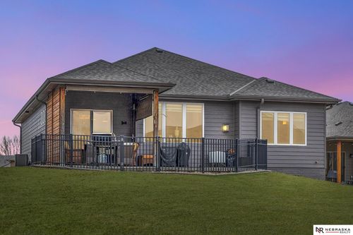 15515 Hanover Street, Bennington, NE, 68007 | Card Image
