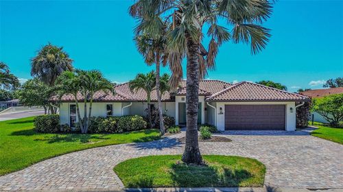 1998 Kansas Ave Ne, ST PETERSBURG, FL, 33703-3430 | Card Image