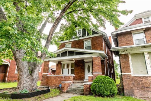 1210 9th Avenue, Huntington, WV, 25701 | Card Image