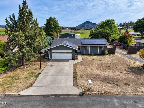 3098 Ne Tennessee Lane, Prineville, OR, 97754 | Card Image