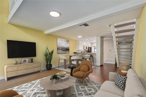 162 Pineview, Irvine, CA, 92620-1925 | Card Image