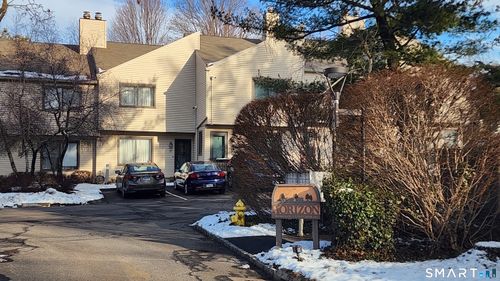 apt-2-1 Horizon Dr, Norwalk, CT, 06854-2647 | Card Image