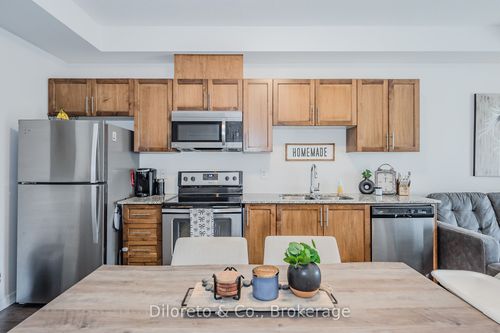 110-25 Kay Cres, Guelph, ON, N1L0P2 | Card Image