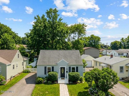 51 Milo Street, Hudson, NY, 12534 | Card Image