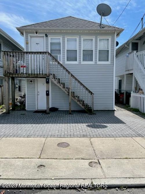 6-units-229233 Dupont, Ortley Beach, NJ, 08751 | Card Image