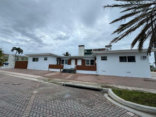 1001-338 Roosevelt St, Hollywood, FL, 33019-3534 | Card Image