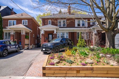 44 Harwood Road, Toronto, ON, M4S2P3 | Card Image