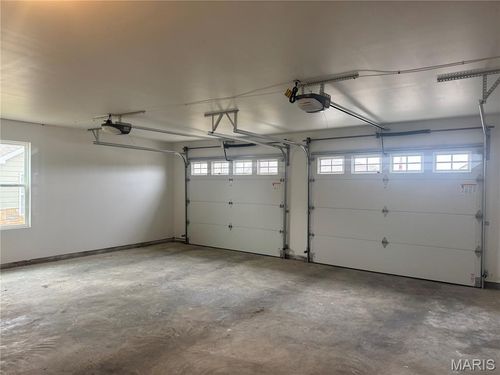 317 Braeburn Dr, Hannibal, MO, 63401-2668 | Card Image