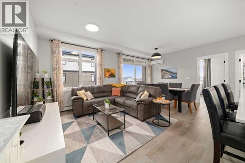 200 Seton Cir Se, Calgary, AB, T3M3P7 | Card Image