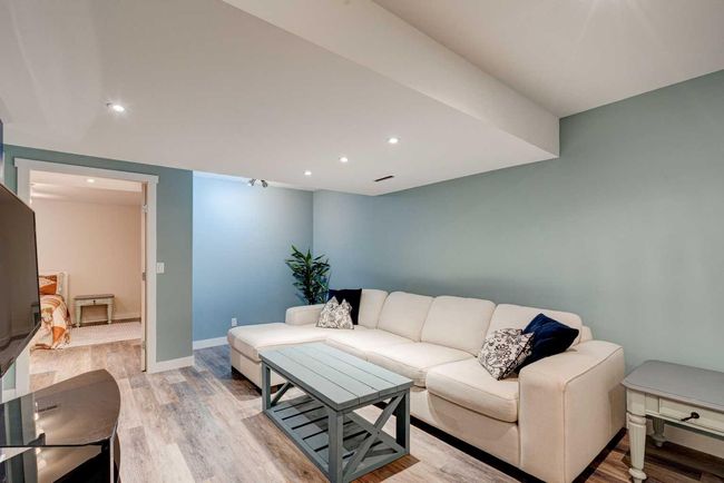 356 Prestwick Heights Se, House other with 4 bedrooms, 3 bathrooms and 2 parking in Calgary AB | Image 28