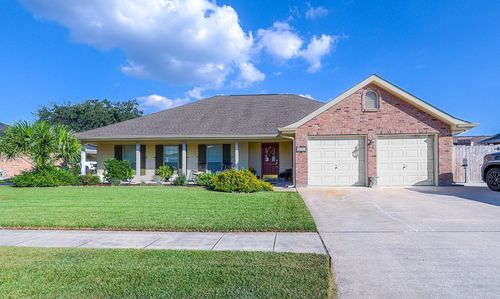 511 Katie Dr, Houma, LA, 70360-7143 | Card Image