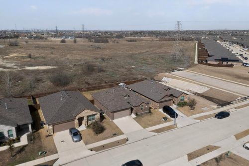 8425 Wildwest Dr, Fort Worth, TX, 76131-2563 | Card Image