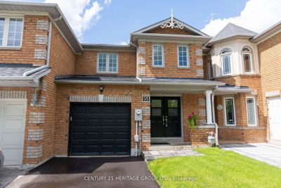 151 Downey Cir, Home with 3 bedrooms, 3 bathrooms and 2 parking in Aurora ON | Image 1