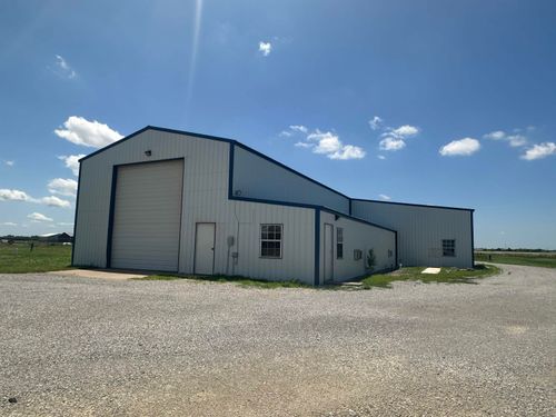 887 Frontage Rd, Harper, KS, 67058-8056 | Card Image