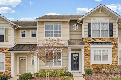 122 Chimney Rock Ln, Fort Mill, SC, 29708-6449 | Card Image