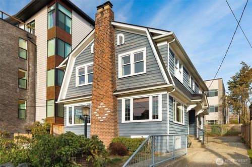 710 10th Ave E, Seattle, WA, 98102-4606 | Card Image