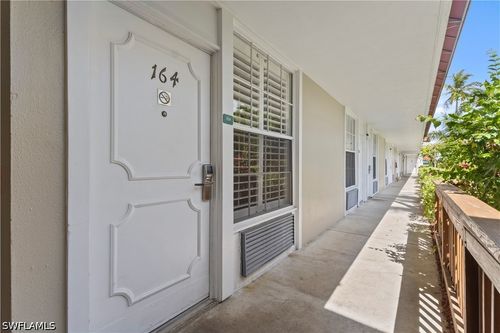 164-2555 Tamiami Trl N, NAPLES, FL, 34103-4408 | Card Image