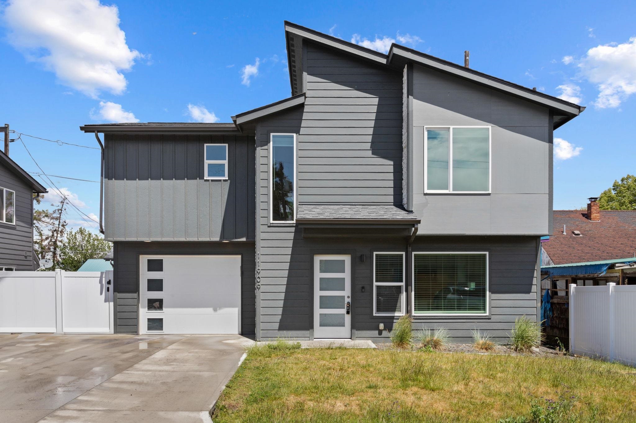2nd Ln, Spokane Valley, WA 99206