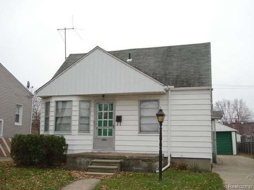 17628 Toepfer Dr, Eastpointe, MI, 48021-3065 | Card Image