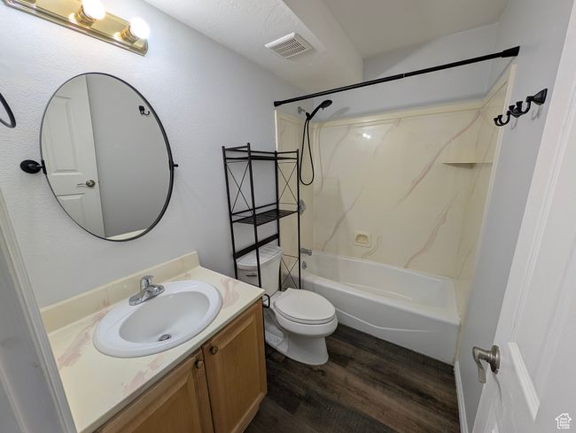 APT-102 - 577 100, Condo with 2 bedrooms, 2 bathrooms and 2 parking in Provo UT | Image 20