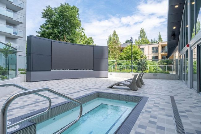 1104 - 13778 100 Ave, Condo with 2 bedrooms, 2 bathrooms and 1 parking in Surrey BC | Image 33