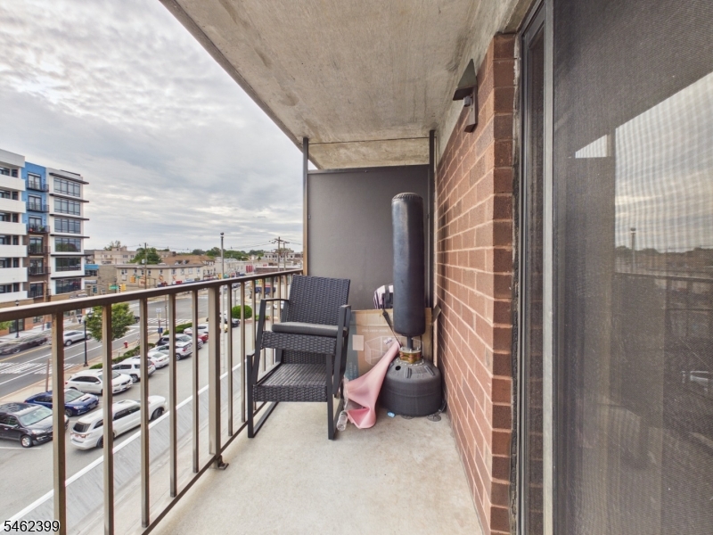 Residential Lease in Linden City 5
