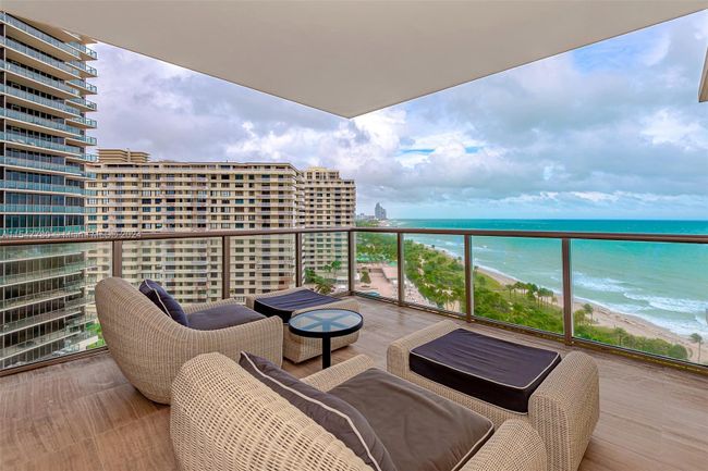 1001 - 9703 Collins Ave, Condo with 2 bedrooms, 2 bathrooms and null parking in Bal Harbour FL | Image 6