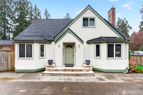 6201 75th Avenue Ct W, University Place, WA, 98467-4537 | Card Image