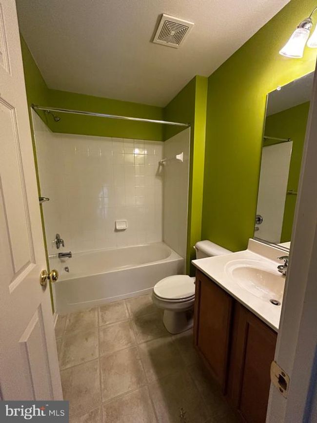 3351 Landmark Ct, Townhouse with 3 bedrooms, 4 bathrooms and null parking in CHAMBERSBURG PA | Image 18