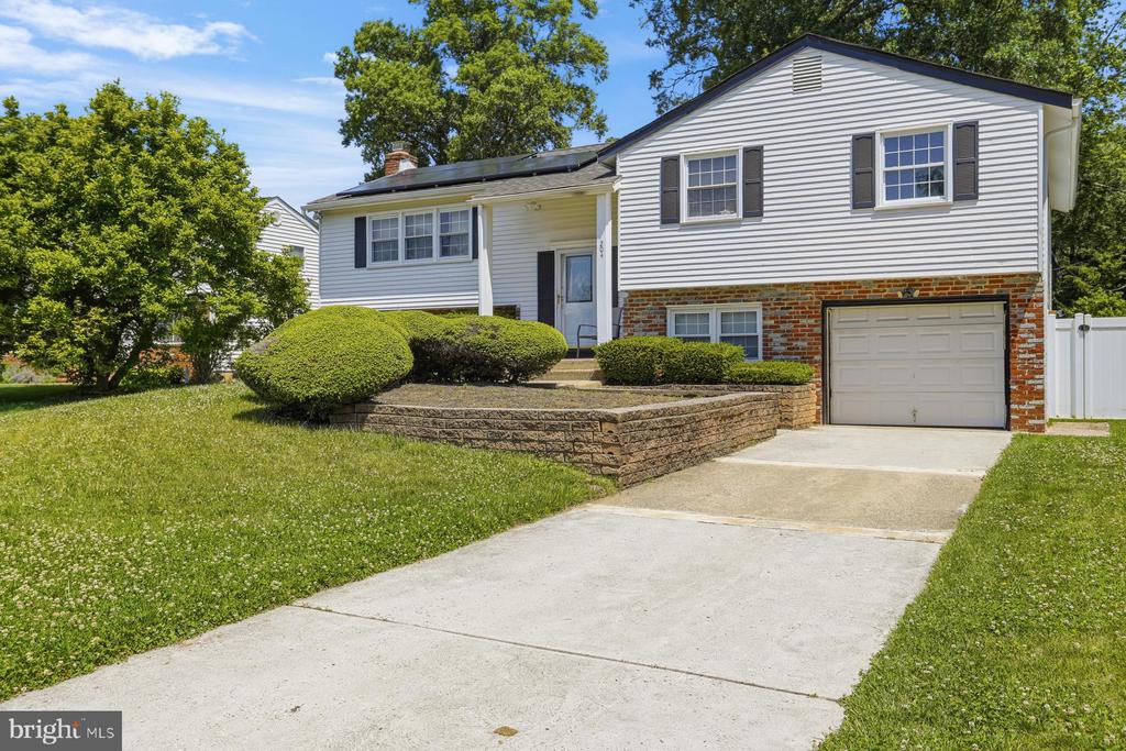 Residential in MOUNT LAUREL 4