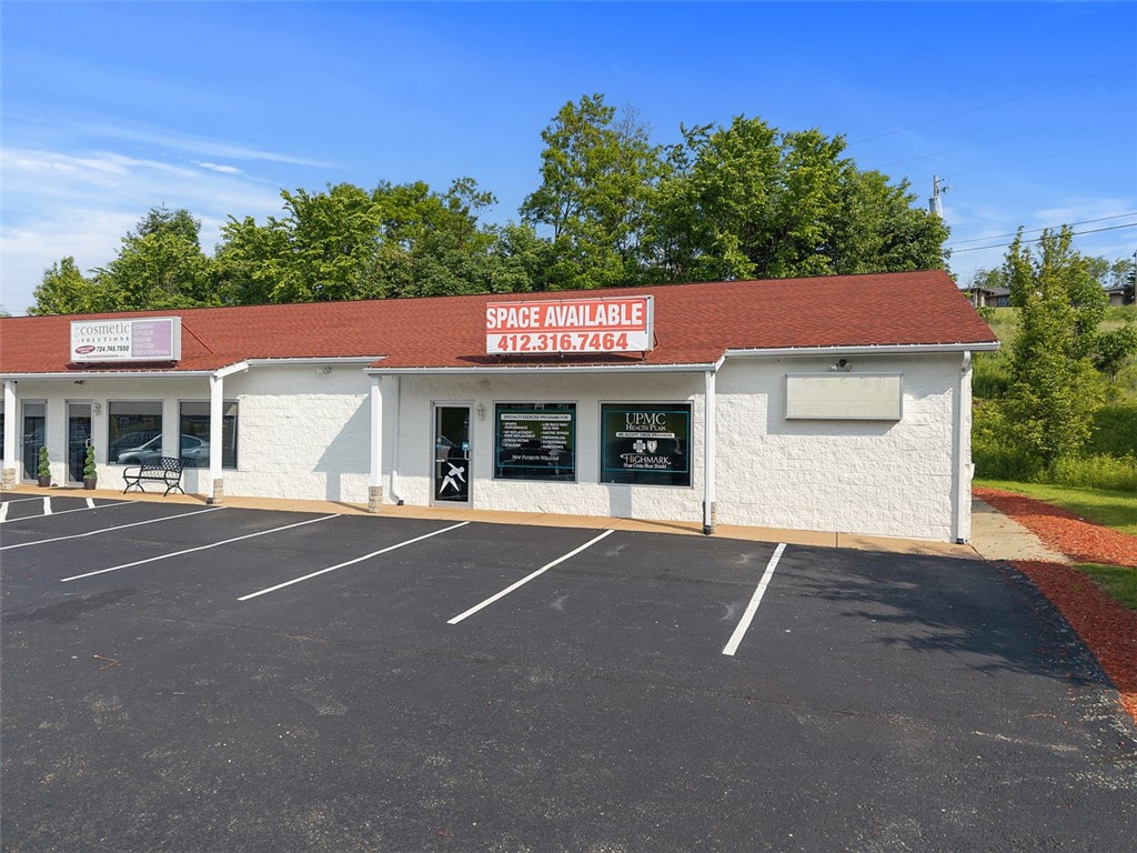 673 Morganza Rd, Canonsburg, PA 15317