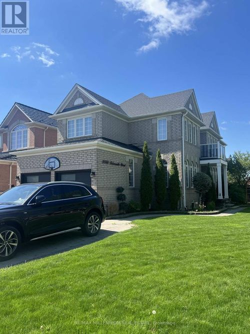 5988 Sidmouth Street, Mississauga (East Credit), ON, L5V2Z5 | Card Image