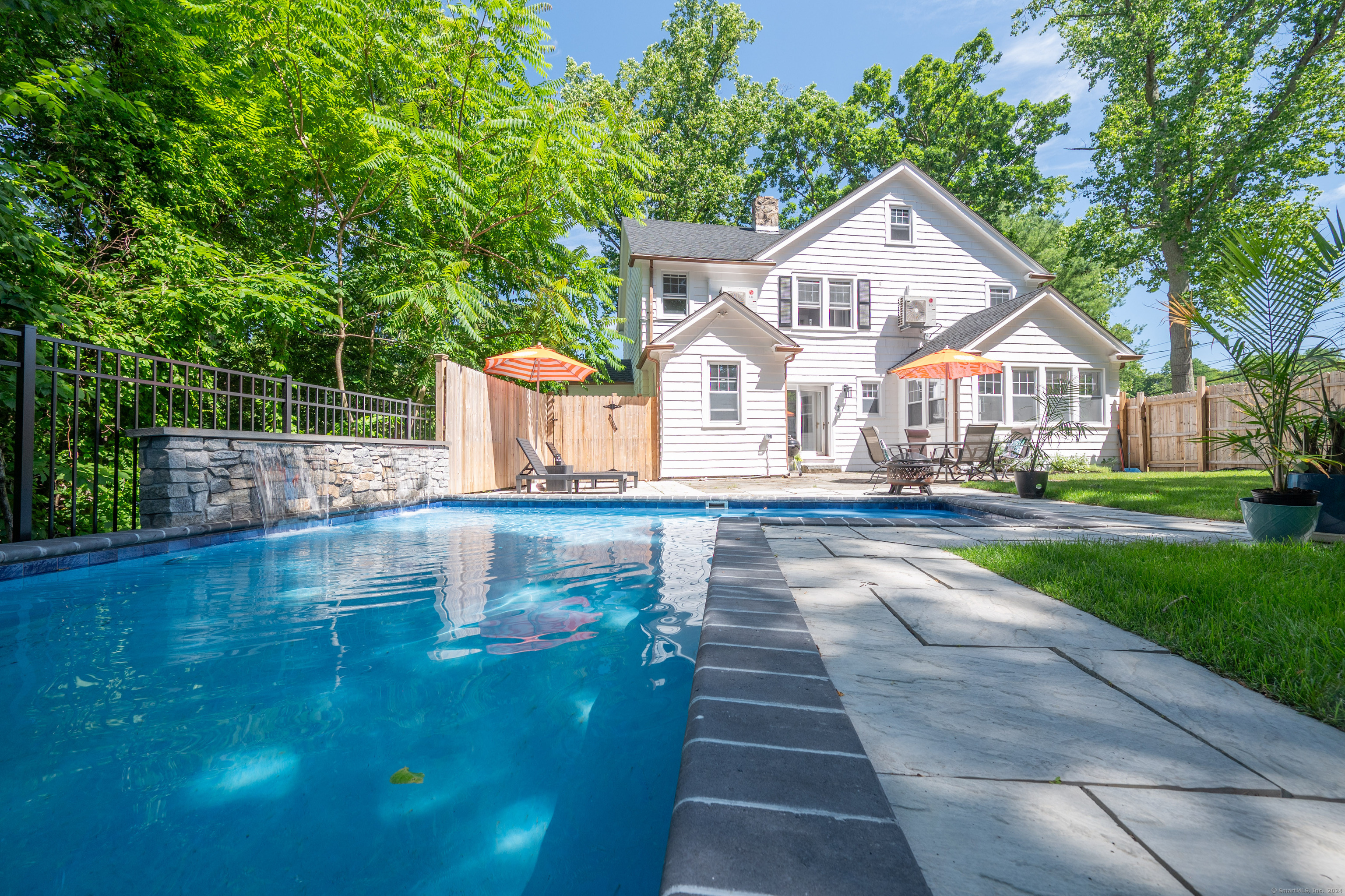 Weed Ave, Norwalk, CT 06850