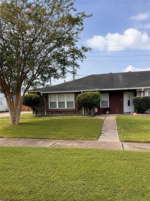 2409 Virginian Colony Ave, La Place, LA, 70068-2364 | Card Image