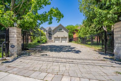 767 Indian Rd, House other with 4 bedrooms, 4 bathrooms and 10 parking in Mississauga ON | Image 1