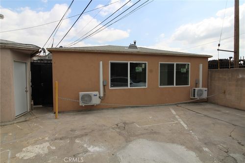 apt-e-4986 Southern Ave, South Gate, CA, 90280-3485 | Card Image