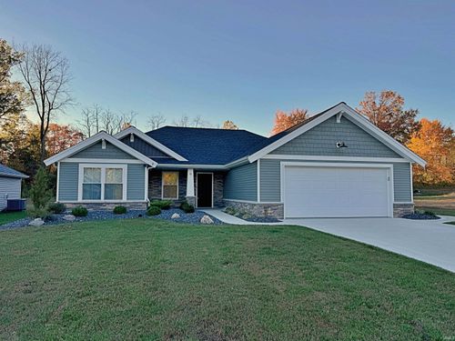9 Beacon Way, Washington, IN, 47501-8119 | Card Image