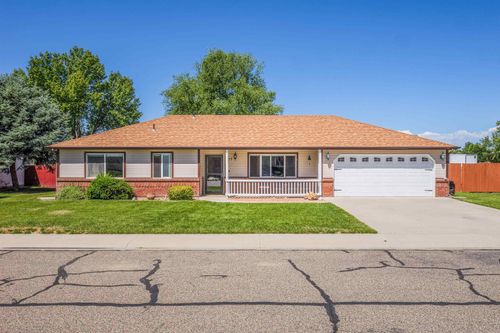 697 Pinyon Dr, Fruita, CO, 81521-6403 | Card Image