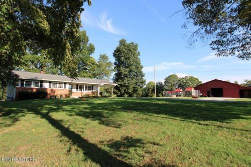 786 Swan Pond Circle Rd, Harriman, TN, 37748-5306 | Card Image