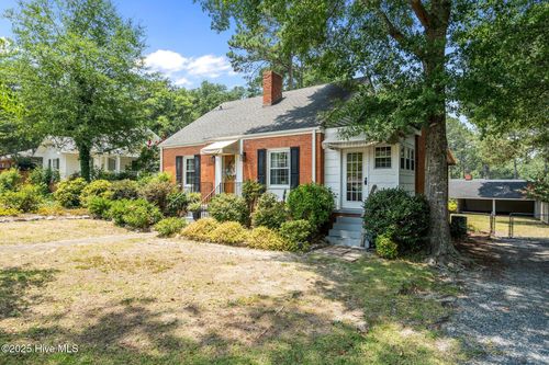 805 N Chestnut St, Aberdeen, NC, 28315-2509 | Card Image