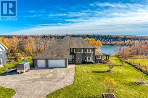 36 Fraser St, Gore Bay, ON, P0P1H0 | Card Image