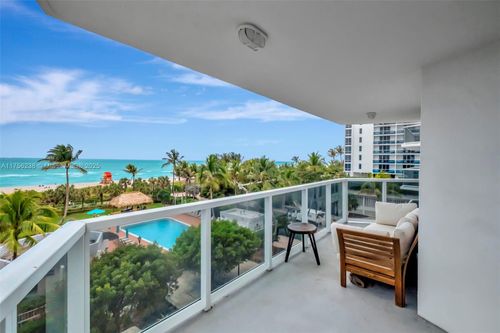 apt-601-2401 Collins Ave, Miami Beach, FL, 33140-4742 | Card Image